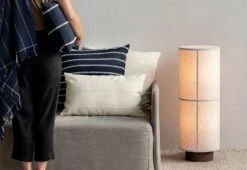 Menu Hashira Floor Lamp