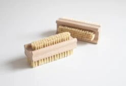 Iris Hantverk Double Sided Ash Nail Brush, 2015