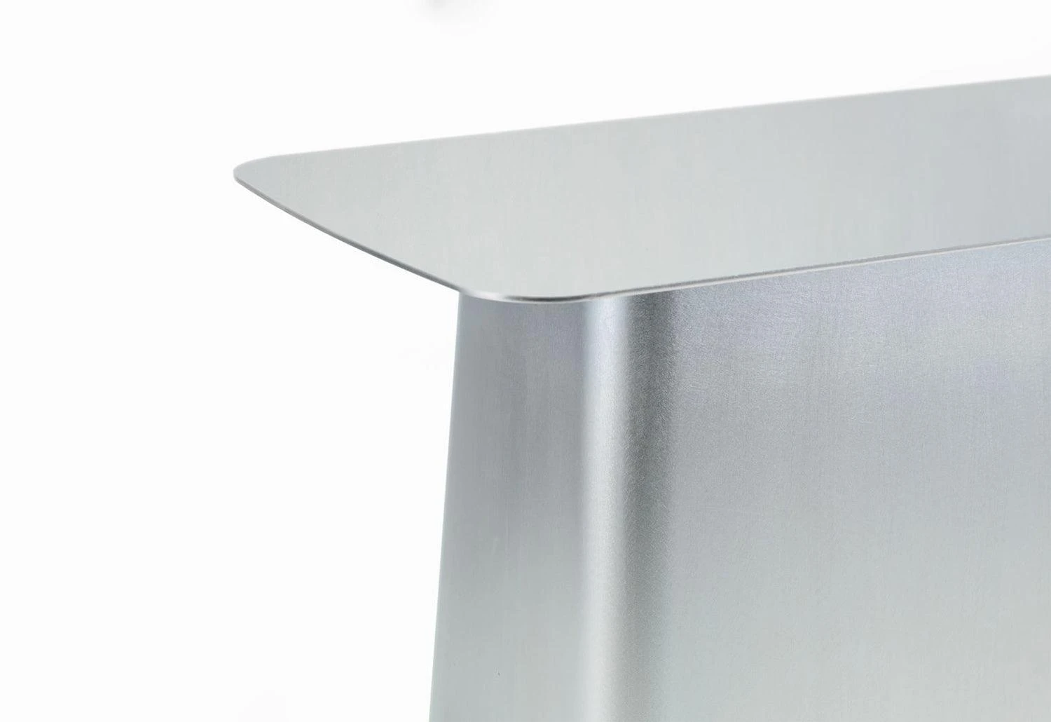 Vitra Metal Outdoor Side Table, 2004 - Image 17