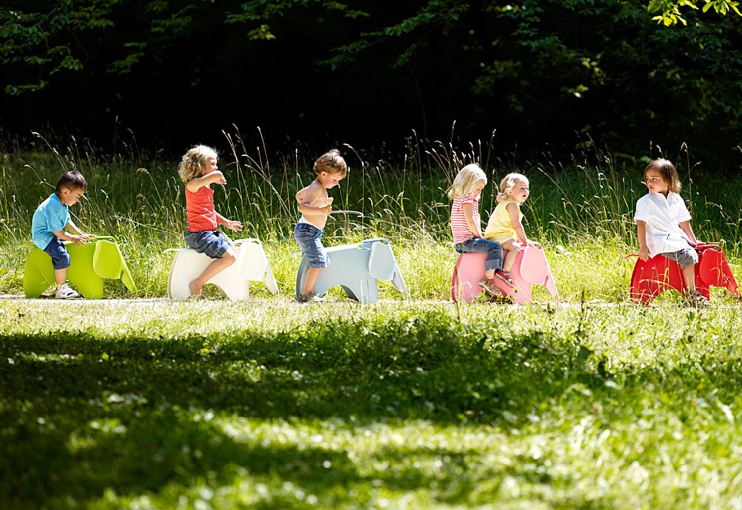 Vitra Eames Elephant Stool, 1945 - Image 14